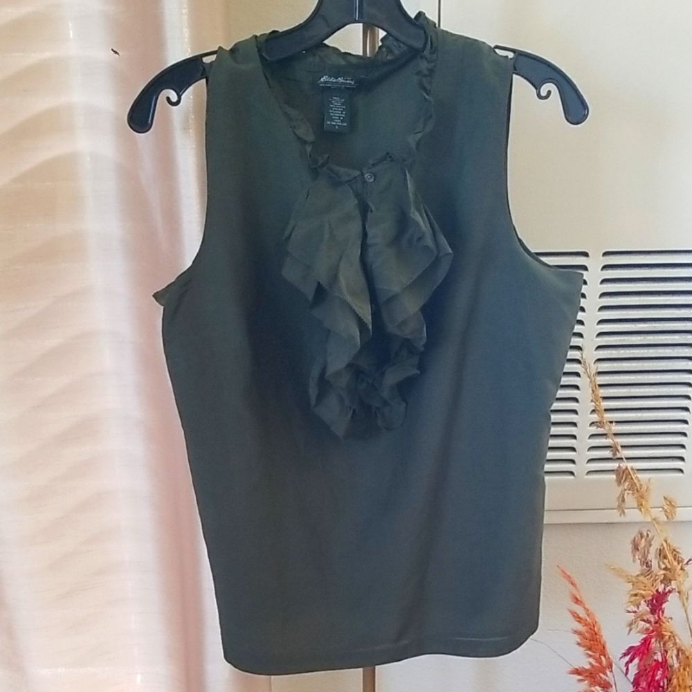Eddie Bauer Olive Green Ruffle Sleeveless Top Wmn's size Large